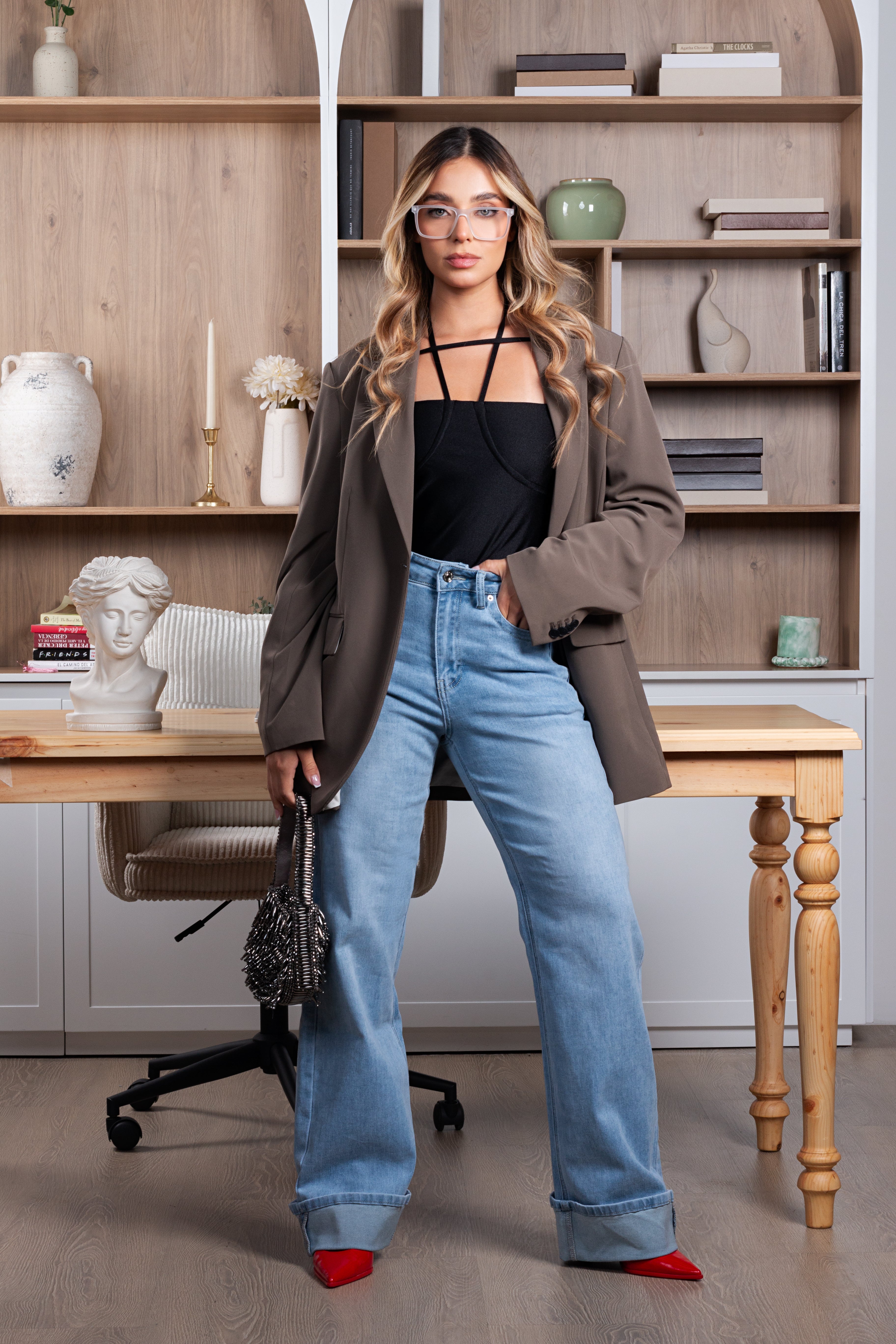 Jeans wide leg con doblez